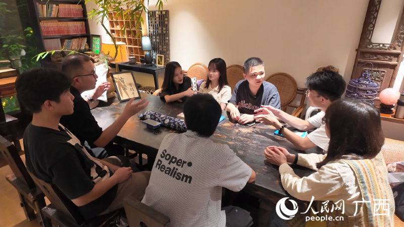 医何以“圈粉”Z世代？开元棋牌app广西：中(图7)